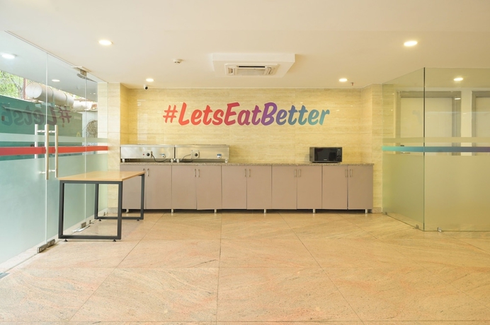 Imagen de los interiores del Hotel Housr Sector 28 Gurgaon Near IFFCO Chowk. Foto 10