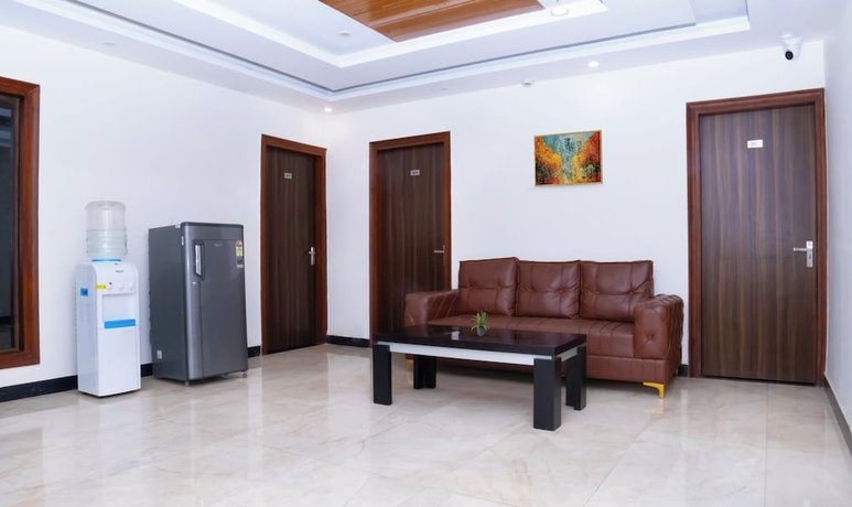 Imagen de la habitación del Hotel Housr Sector 43 Gurgaon Global FoyerMall. Foto 10