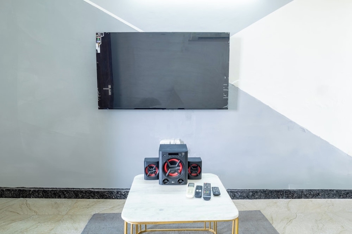 Imagen de la habitación del Hotel Housr Sector 43 Gurgaon Global FoyerMall. Foto 11