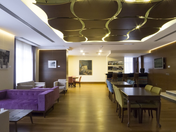 Imagen de los interiores del Hotel Houston, Ankara. Foto 16