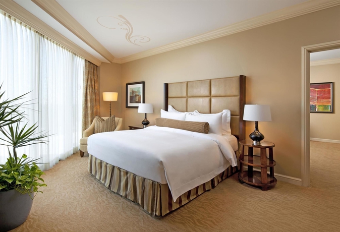 Imagen de la habitación del Hotel Houston Grand Hotel - River Oaks. Foto 9