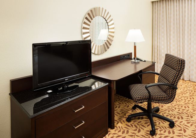 Imagen de la habitación del Hotel Houston Marriott Energy Corridor. Foto 5