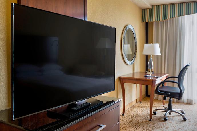 Imagen de la habitación del Hotel Houston Marriott South At Hobby Airport. Foto 5