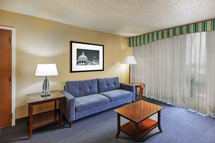 Imagen de la habitación del Hotel Houston Marriott South At Hobby Airport. Foto 6