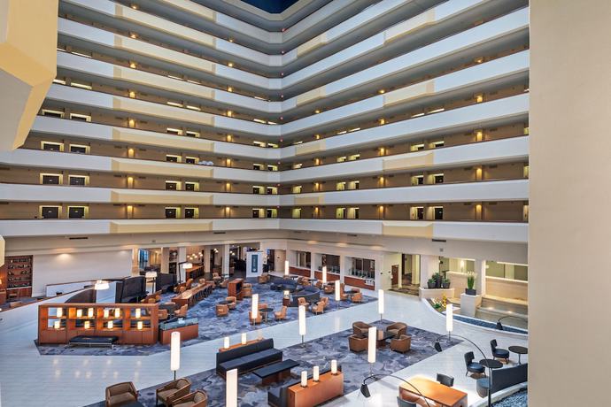 Imagen de los interiores del Hotel Houston Marriott South At Hobby Airport. Foto 16