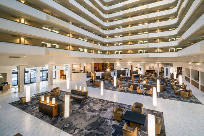 Imagen de los interiores del Hotel Houston Marriott South At Hobby Airport. Foto 17