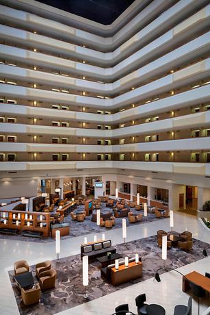 Imagen de los interiores del Hotel Houston Marriott South At Hobby Airport. Foto 19