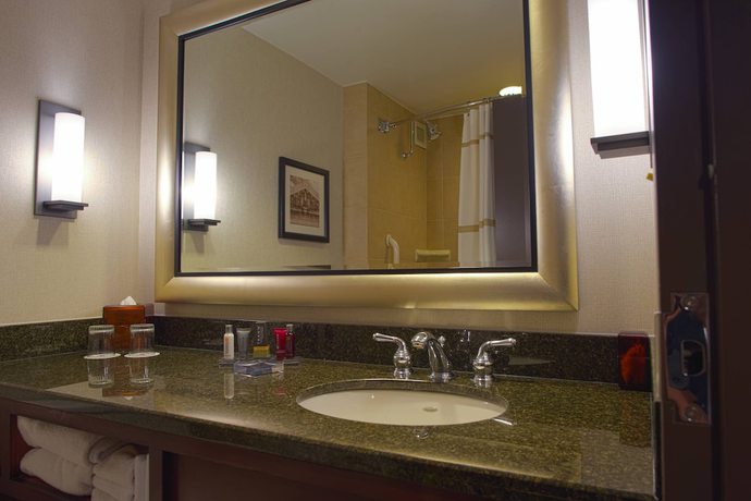 Imagen de la habitación del Hotel Houston Marriott Westchase. Foto 5