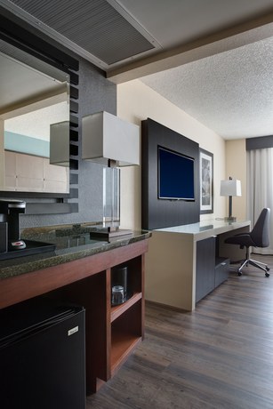 Imagen de la habitación del Hotel Houston Marriott Westchase. Foto 11