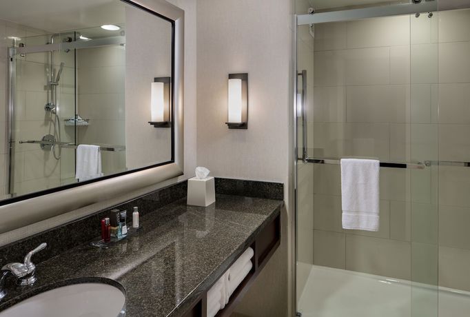 Imagen de la habitación del Hotel Houston Marriott Westchase. Foto 12