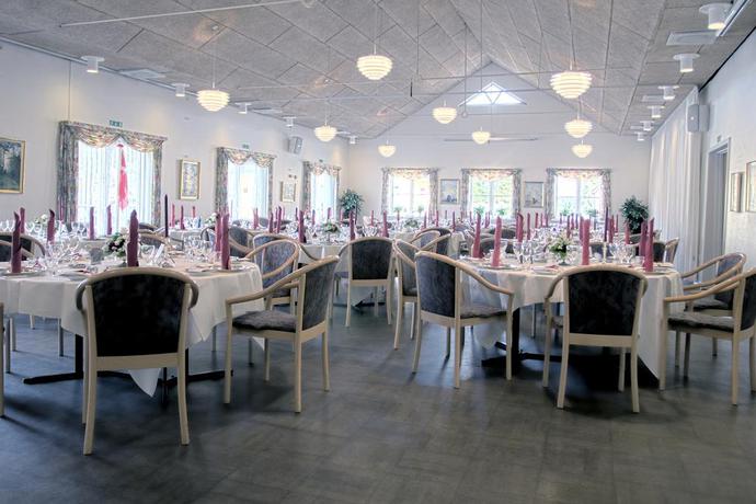 Imagen del bar/restaurante del Hotel Hovborg Kro. Foto 4