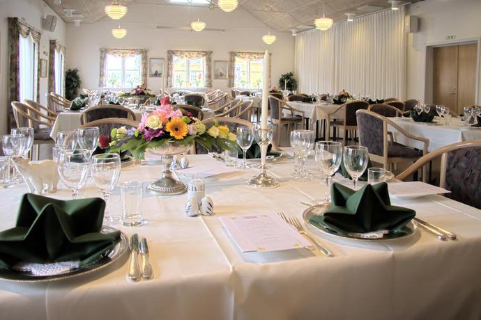 Imagen del bar/restaurante del Hotel Hovborg Kro. Foto 6