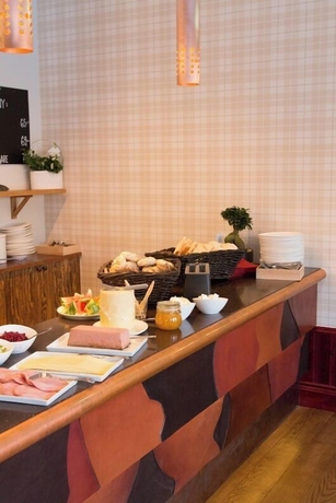 Imagen del bar/restaurante del Hotel Hovdel. Foto 4