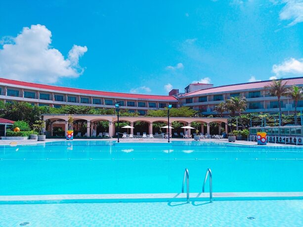 Imagen de la piscina del Hotel Howard Beach Resort - Superior House. Foto 27