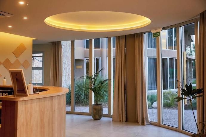Imagen de los interiores del Hotel Howard Johnson Alc&aacute;ntara Boutique Chacras de Coria, Mendoza. Foto 16