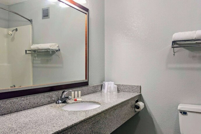 Imagen de la habitación del Hotel Howard Johnson BY Wyndham Hannibal. Foto 16