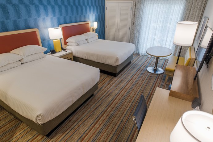 Imagen de la habitación del Hotel Howard Johnson By Wyndham Anaheim and Water Playground. Foto 13