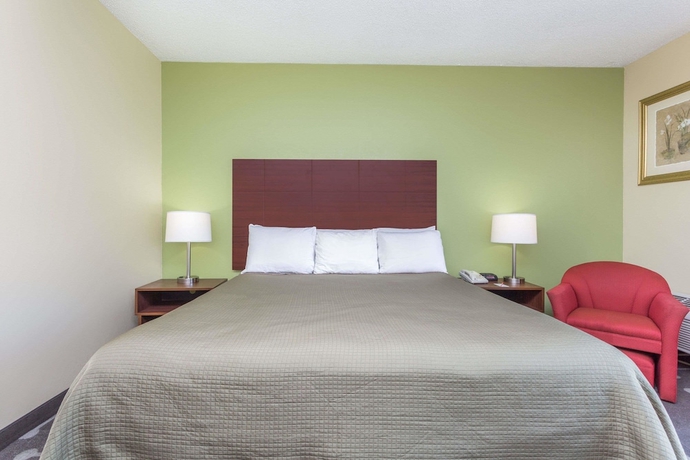 Imagen de la habitación del Hotel Howard Johnson By Wyndham Athens. Foto 8