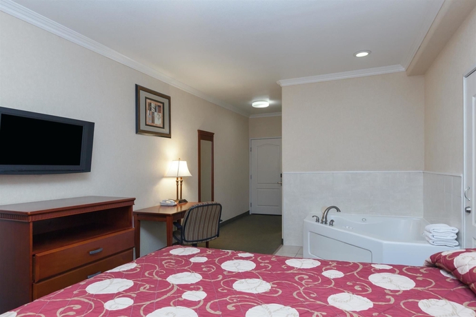 Imagen de la habitación del Hotel Howard Johnson By Wyndham Bakersfield, Bakersfield. Foto 7
