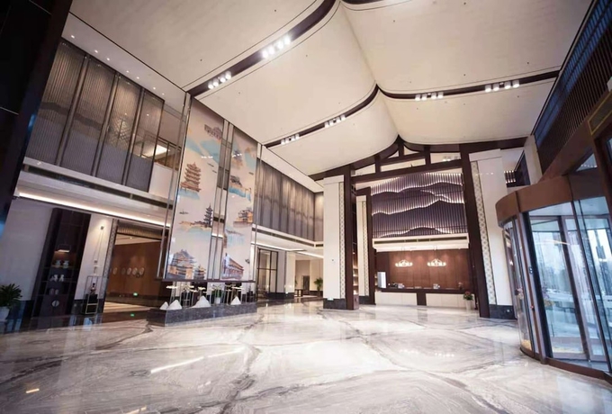 Imagen de los interiores del Hotel Howard Johnson By Wyndham Bayan Plaza Qidong. Foto 8