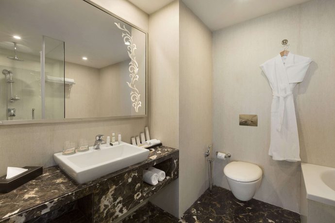 Imagen de la habitación del Hotel Howard Johnson By Wyndham Bengaluru Hebbal. Foto 15