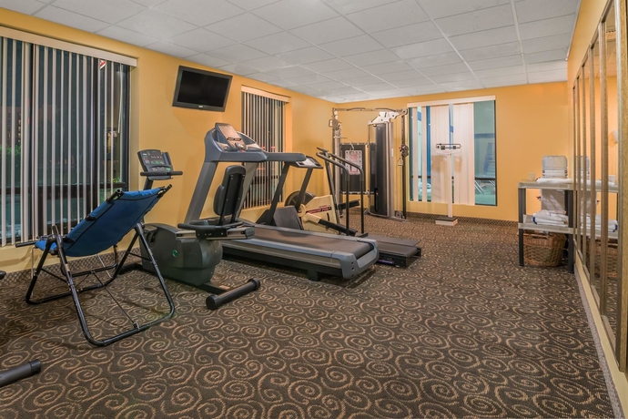 Imagen de los interiores del Hotel Howard Johnson By Wyndham Billings. Foto 15