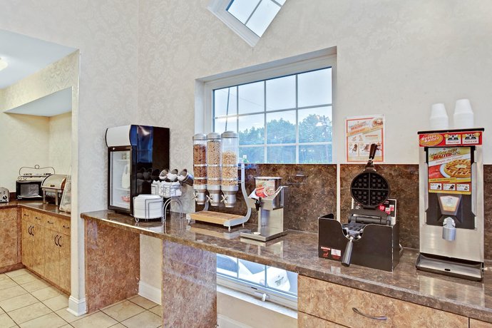 Imagen del bar/restaurante del Hotel Howard Johnson By Wyndham Blackwood Near Philadelp. Foto 4
