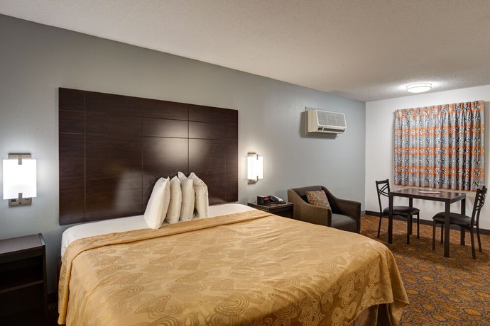 Imagen de la habitación del Hotel Howard Johnson By Wyndham Branson Theatre District. Foto 9