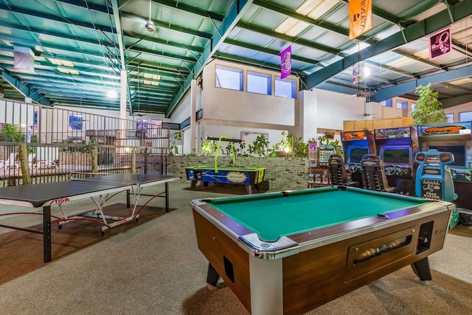 Imagen de los interiores del Hotel Howard Johnson By Wyndham Conway. Foto 12