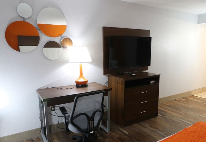 Imagen de la habitación del Hotel Howard Johnson By Wyndham Downtown Gatlinburg. Foto 4