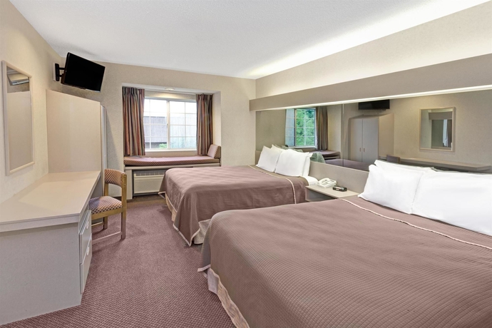 Imagen de la habitación del Hotel Howard Johnson By Wyndham Elk Grove Village/chicago O'hare. Foto 6