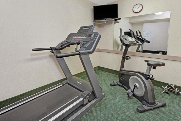 Imagen de los interiores del Hotel Howard Johnson By Wyndham Elk Grove Village/chicago O'hare. Foto 14