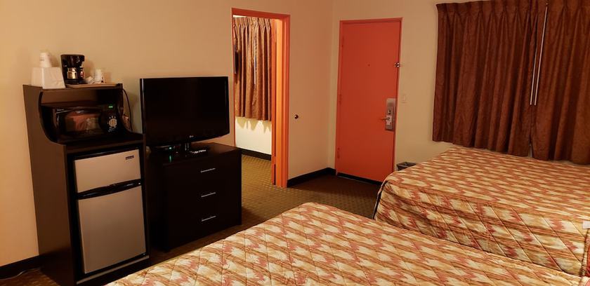 Imagen de la habitación del Hotel Howard Johnson By Wyndham Flagstaff University West. Foto 9