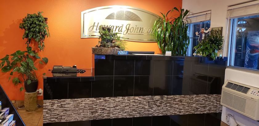 Imagen de los interiores del Hotel Howard Johnson By Wyndham Flagstaff University West. Foto 17