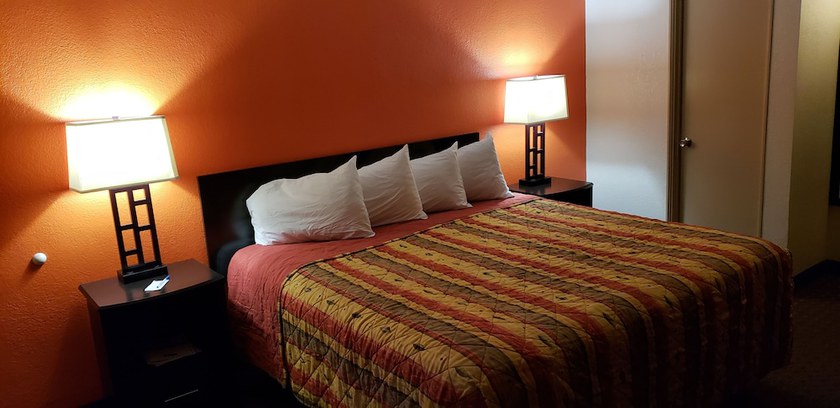 Imagen de la habitación del Hotel Howard Johnson By Wyndham Flagstaff University West. Foto 14
