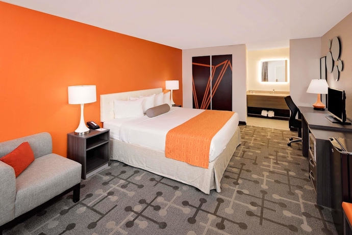 Imagen de la habitación del Hotel Howard Johnson By Wyndham Florence. Foto 15