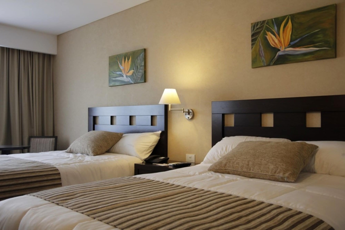 Imagen de la habitación del Hotel Howard Johnson By Wyndham Funes. Foto 3