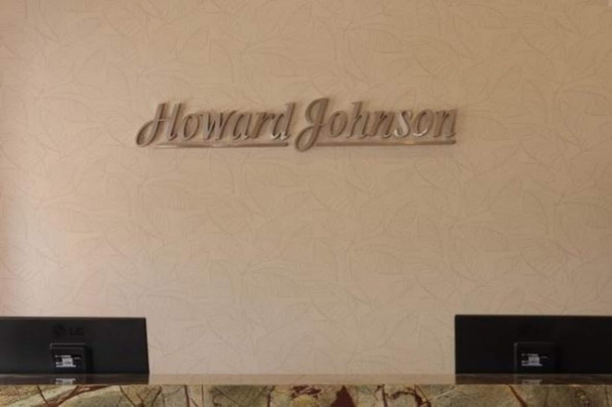 Imagen de los interiores del Hotel Howard Johnson By Wyndham Funes. Foto 17