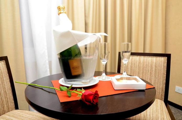 Imagen de la habitación del Hotel Howard Johnson By Wyndham Funes. Foto 13