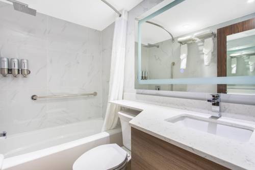 Imagen de la habitación del Hotel Howard Johnson By Wyndham Harrisburg. Foto 3
