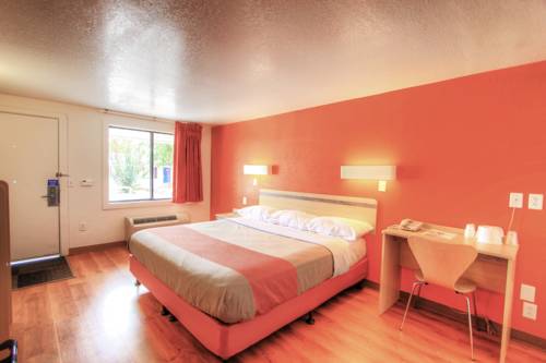 Imagen de la habitación del Hotel Howard Johnson By Wyndham Harrisonburg. Foto 8