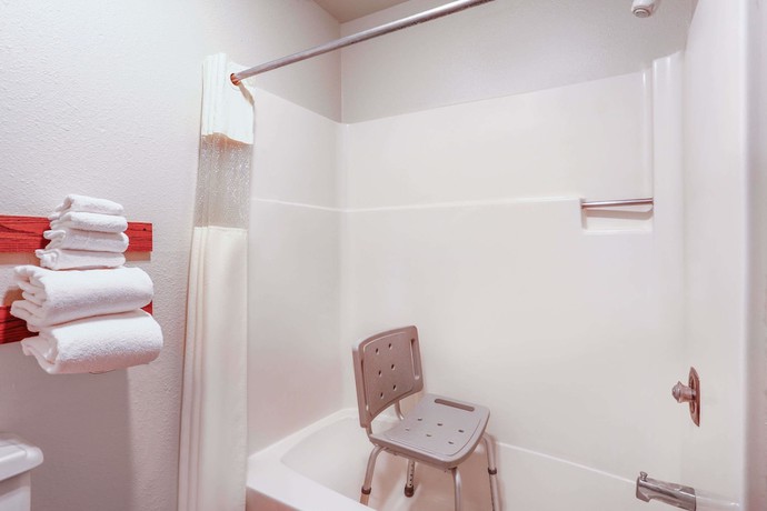 Imagen de la habitación del Hotel Howard Johnson By Wyndham Helena. Foto 5