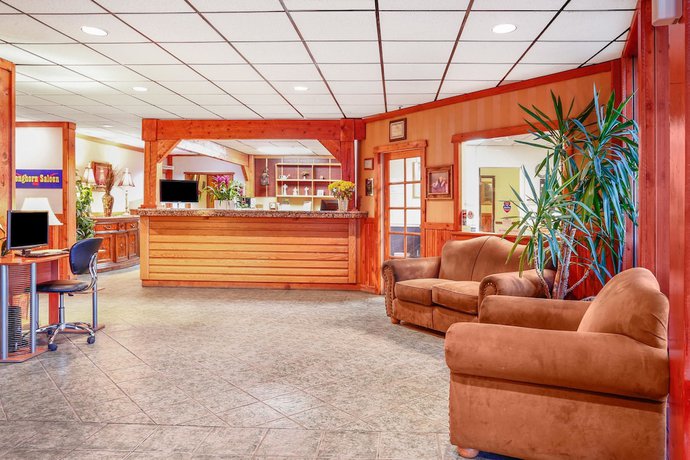 Imagen de los interiores del Hotel Howard Johnson By Wyndham Helena. Foto 8