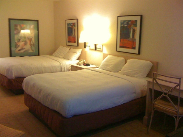 Imagen de la habitación del Hotel Howard Johnson By Wyndham Houston. Foto 1