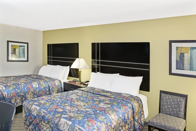 Imagen de la habitación del Hotel Howard Johnson By Wyndham Houston Heights/downtown. Foto 10