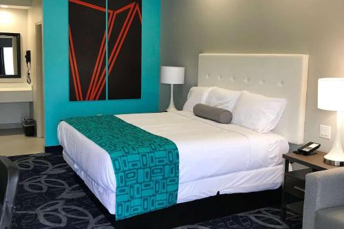 Imagen general del Hotel Howard Johnson By Wyndham Houston Willowbrook. Foto 3