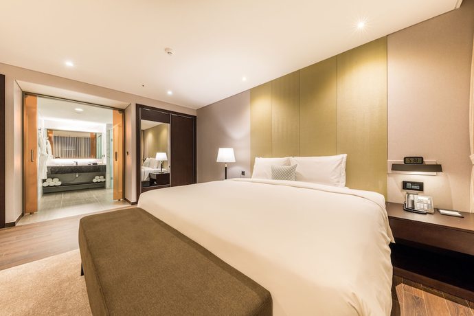 Imagen de la habitación del Hotel Howard Johnson By Wyndham Incheon Airport. Foto 4