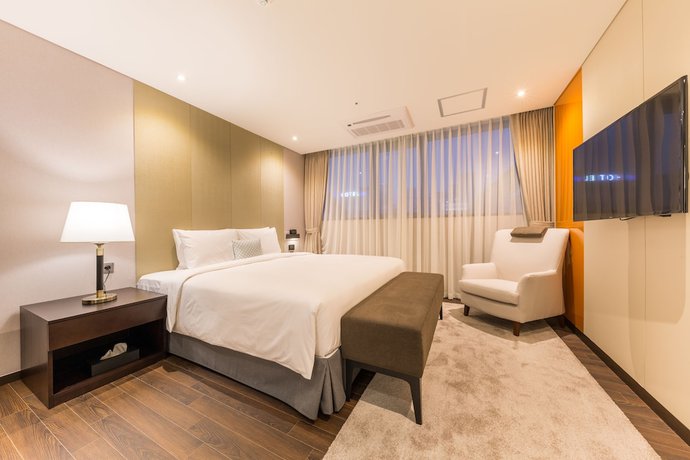 Imagen de la habitación del Hotel Howard Johnson By Wyndham Incheon Airport. Foto 12