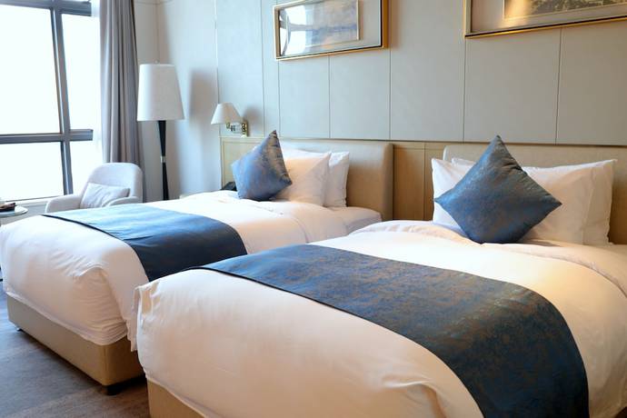 Imagen de la habitación del Hotel Howard Johnson By Wyndham Jimei Lake Plaza Xiamen. Foto 1