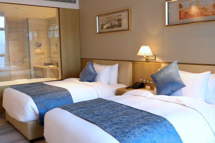 Imagen de los interiores del Hotel Howard Johnson By Wyndham Jimei Lake Plaza Xiamen. Foto 20